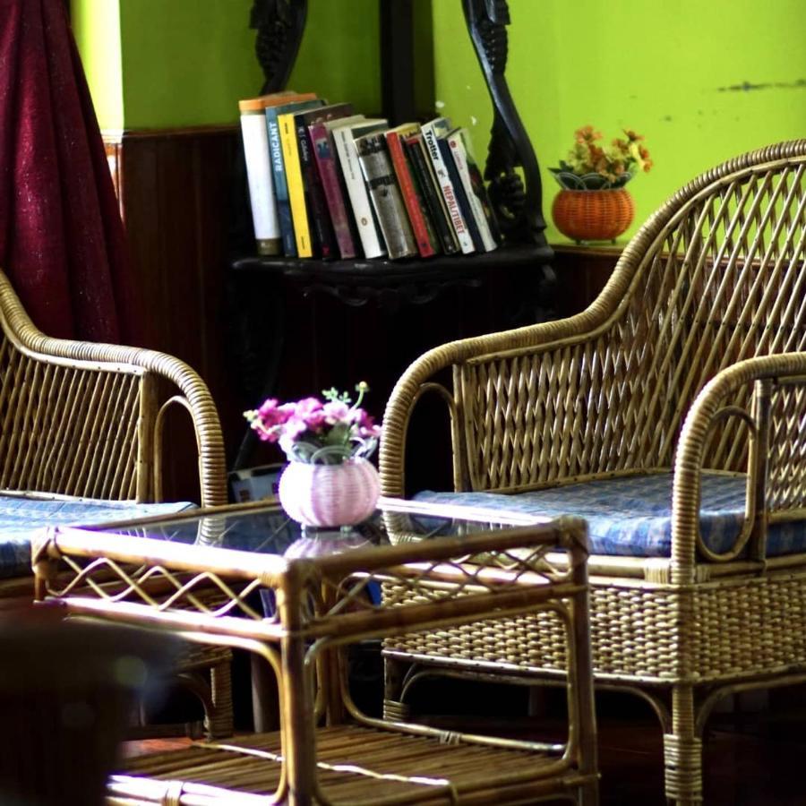 Monkey Bunky-3Monkeys Backpacker'S Hostel Kathmandu Buitenkant foto